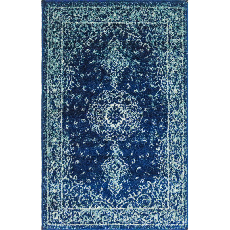 Rizo Oriental Indoor Rug, Rectangle 2' x 3'1"