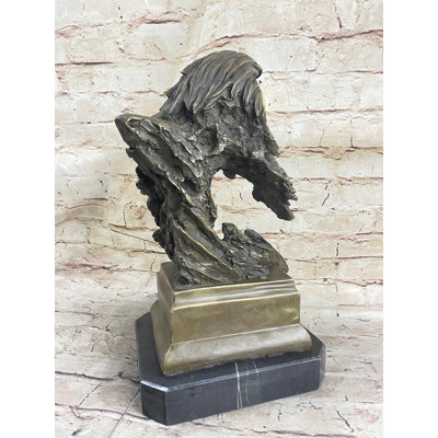 Sculpture en bronze Marlianna