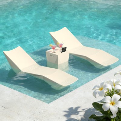 Assemble-Free Pool End Table, Side Table with 2 Cup Holders and 1 Tablet Holder for Outdoor