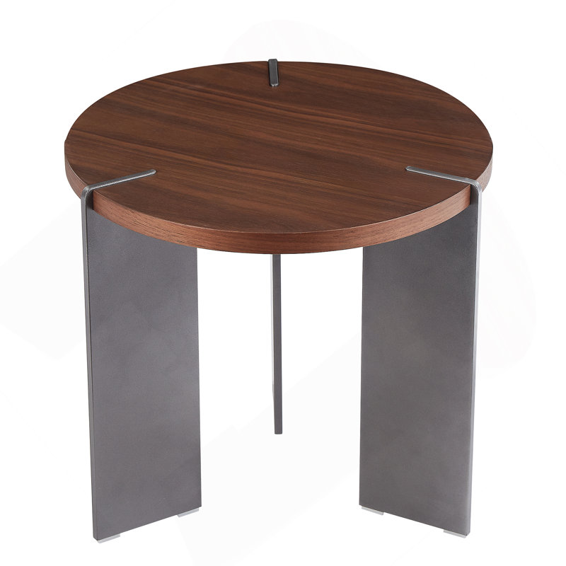 Table basse ronde en bois de noyer et pieds en métal noir, Brun