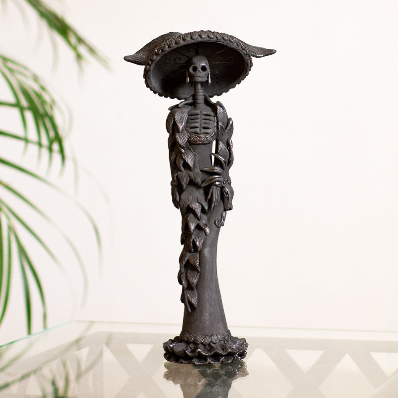 Adalen Figurines & Sculptures