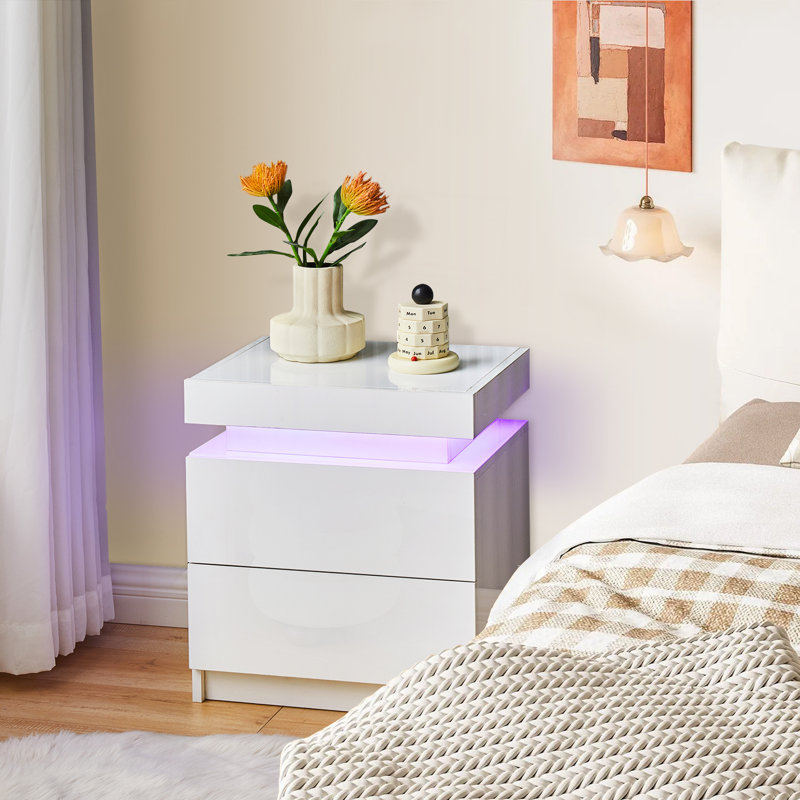 Magin 44.9cm W Manufactured Wood Bedside Table
