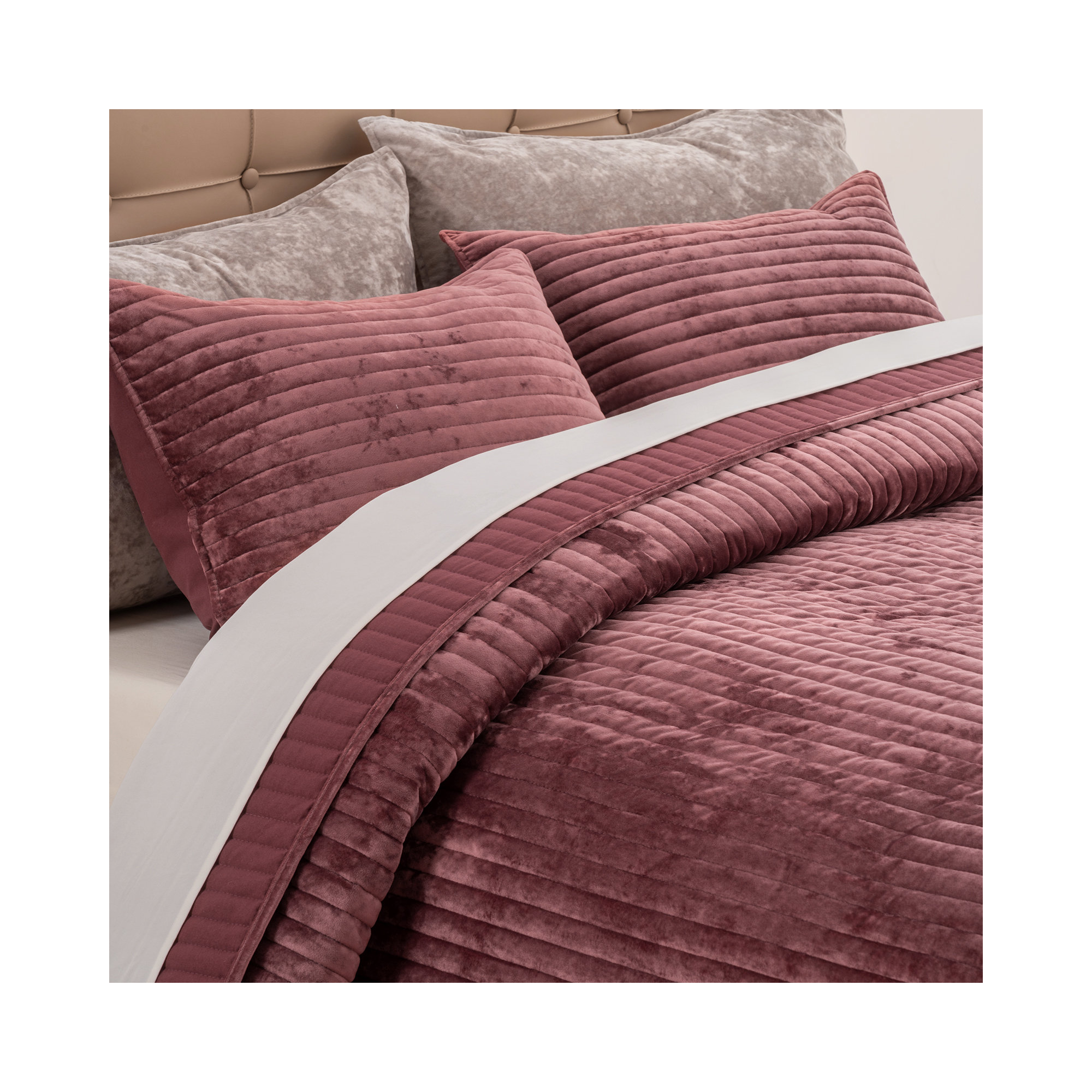 Luxe Velvet Channel Quilt Set, Burgundy, Queen