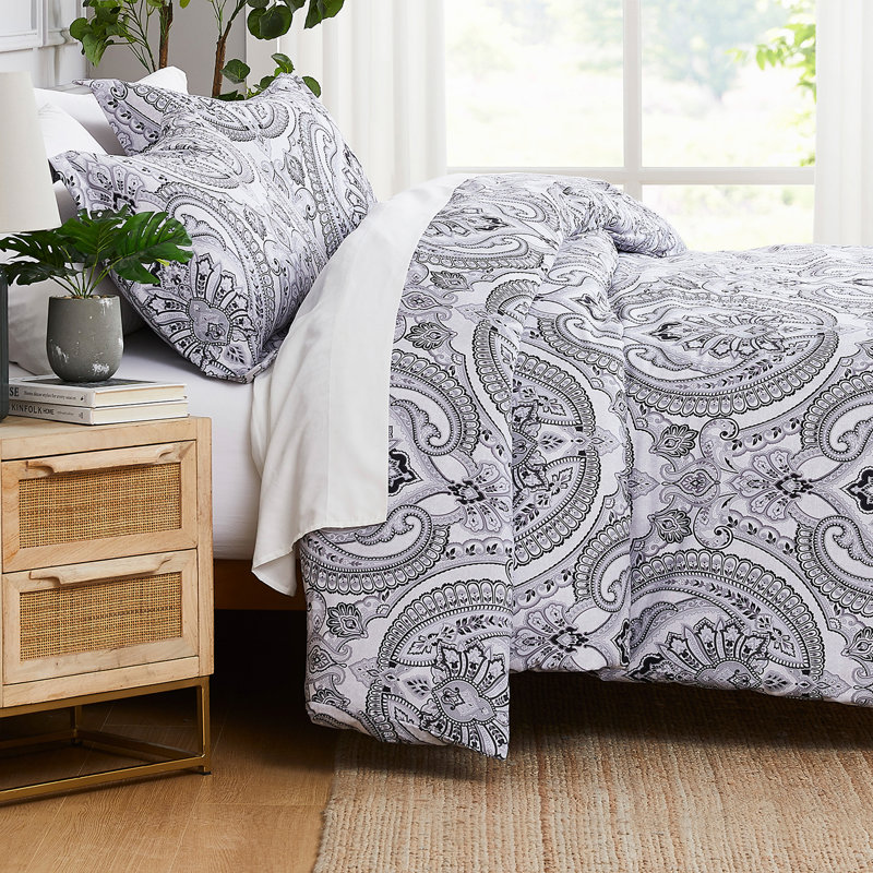 Ensemble de housse de couette réversible surdimensionnée avec deux taies décoratives Southeast Fine Linens Pure Melody, Noir