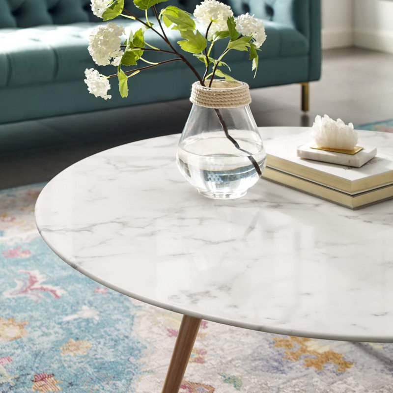 Table basse Lippa, H 14,5 po x L 39,5 po x l 39,5 po, Noyer