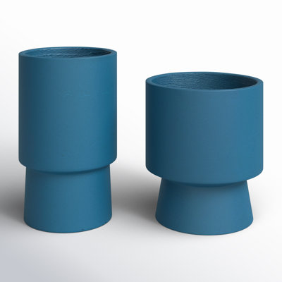Robbins Pot Planter