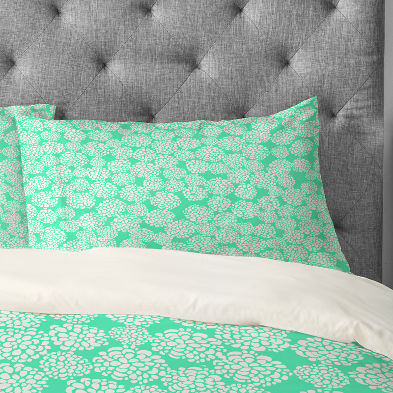 Joy Laforme Floral, Standard