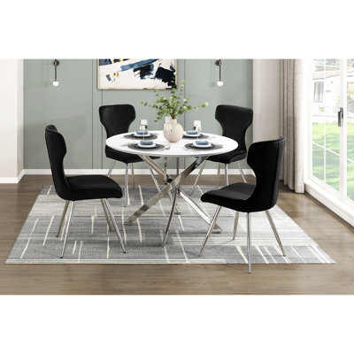 5 pièces: table en faux marbre et 4 chaises rembourrées en velours noir avec pieds en métal pour les chaises ultramodernes, les meubles rembourrés et les meubles de finition