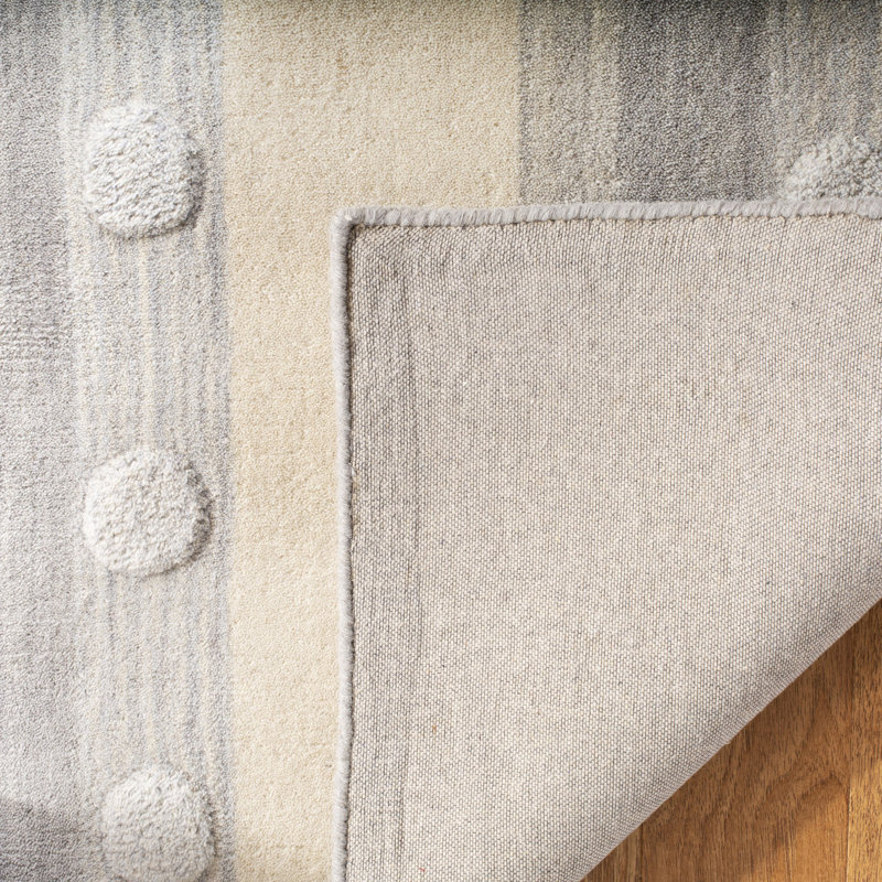 Gosselin children's hand-woven wool rug, Carré 5 pi