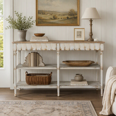 Console 63 pouces à trois niveaux en bois, table d'appoint de style campagnard vieilli avec détails festonnés, canapé d'entrée multi-couches pour le salon