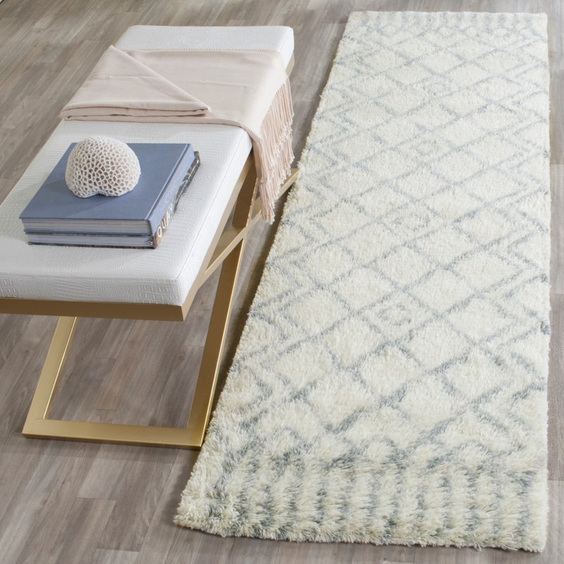 Derron Hand Tufted Nz Wool/Cotton Geometric Rug in Ivory/Blue, Runner 2'3" x 8'
