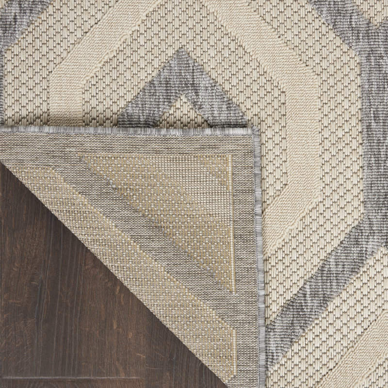 Allesandra Geometric Cream/Gray Indoor/Outdoor Area Rug, Rectangle 6' x 9'