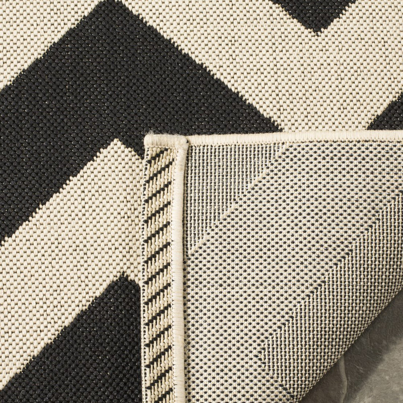 Napoleon Indoor/ Outdoor Black/Neutral Rug, Runner 69 x 244 cm