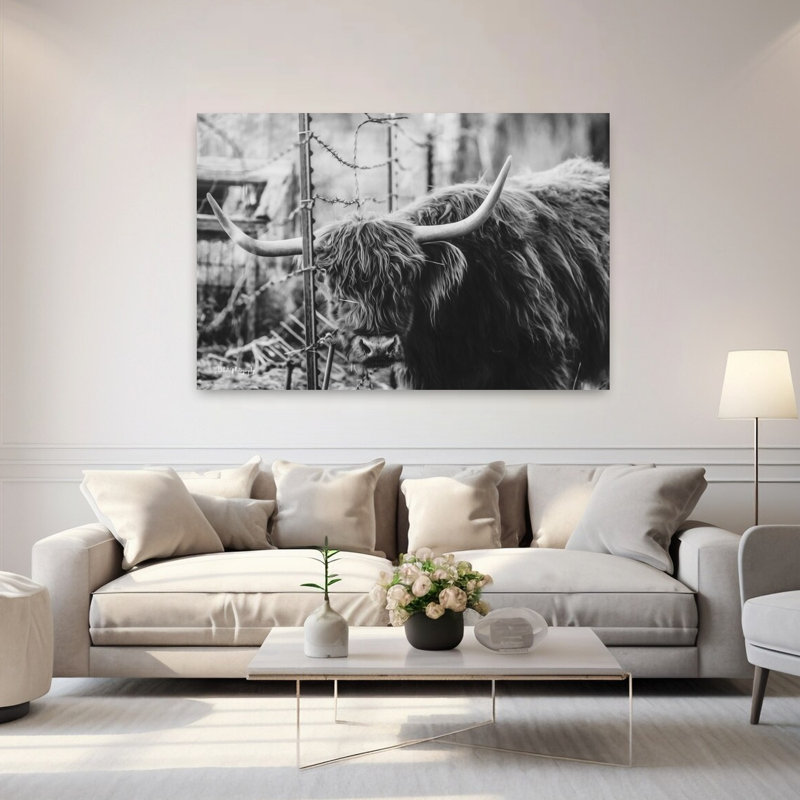 Highland and Fence, portrait de vache contemporain abstrait, paysage, H 60 po x l 40 po