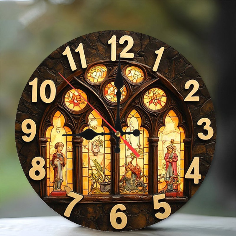 Horloge murale gothique en verre coloré