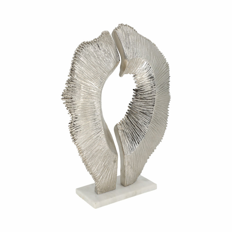18" Shiloh Carved Statuary, Silver