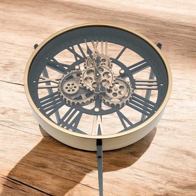 Roman Numeral Metal Quartz Movement / Crystal Tabletop Clock in