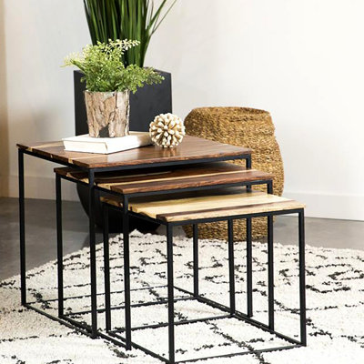 Tables gigognes naturelles et noires - Dessus en bois avec pieds en métal