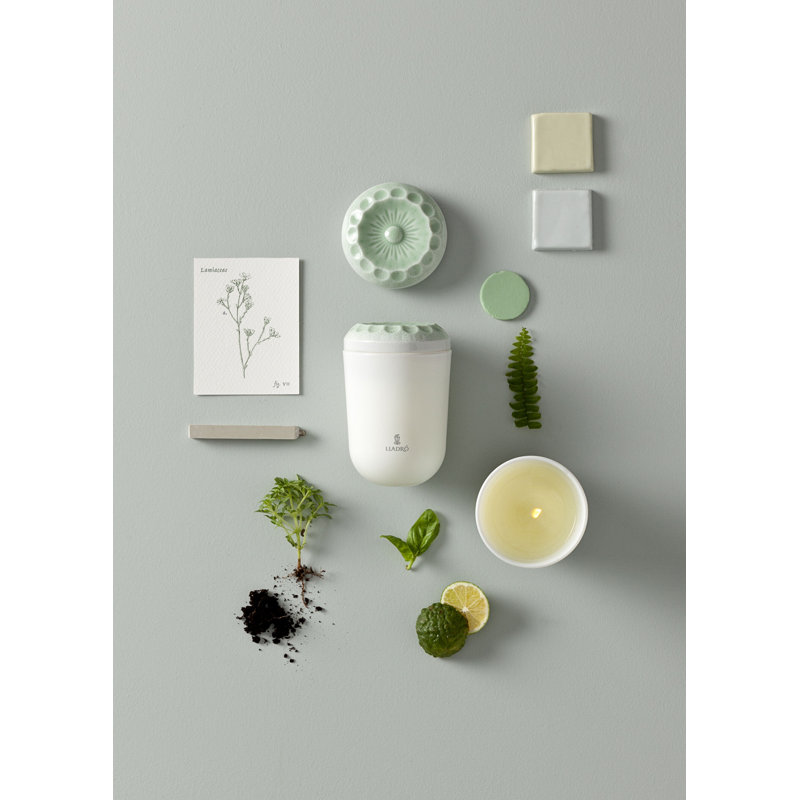 Meadow Breeze Porcelain Lid Scented White Candle 45hr