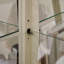 Armoire d'angle en verre antique-972982314