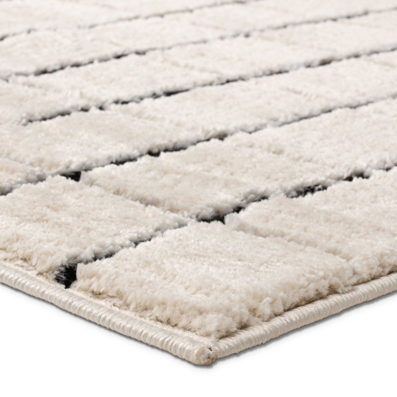  Tapis écossais ivoire / noir en polypropylène tissé à la machine, Rectangle 7 pi 6 po x 10 pi