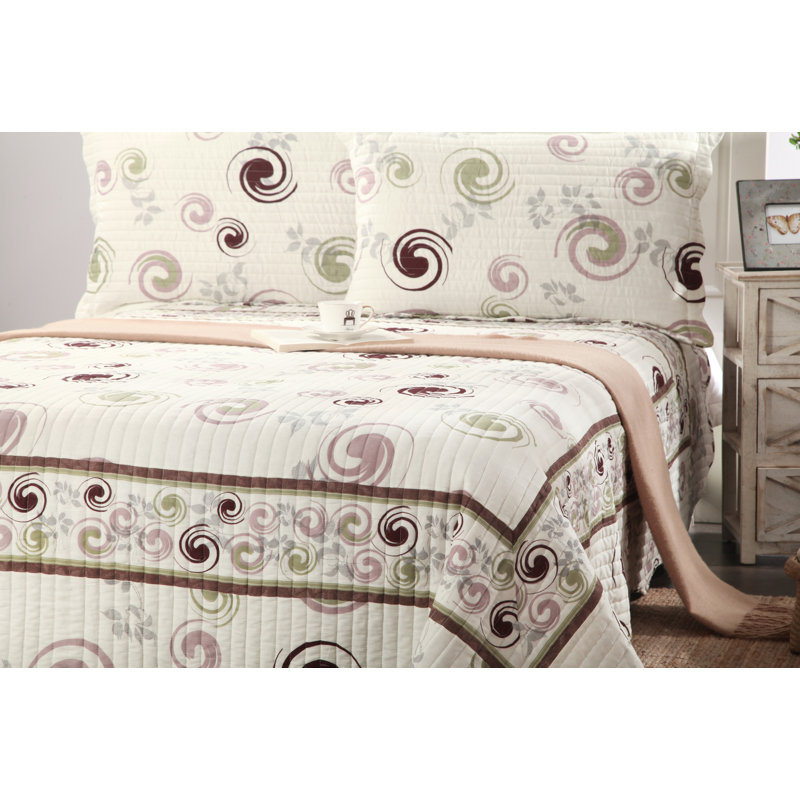 Summer Modern & Contemporary Geometric Shapes Quilt, King