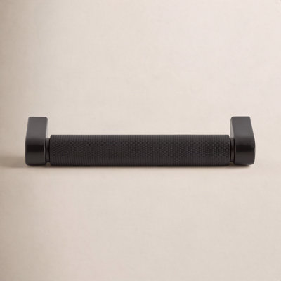 Kent Knurled Cabinet Bar Pull
