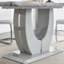 Table moderne en panneau de fibres à densité moyenne convenant à 4 à 6 personnes, table de salle à manger de 63 po avec plateau en bois aggloméré texturé gris marbré, structure facile à assembler et durable, ce qui en fait un choix idéal pour les restaurants.-599482065