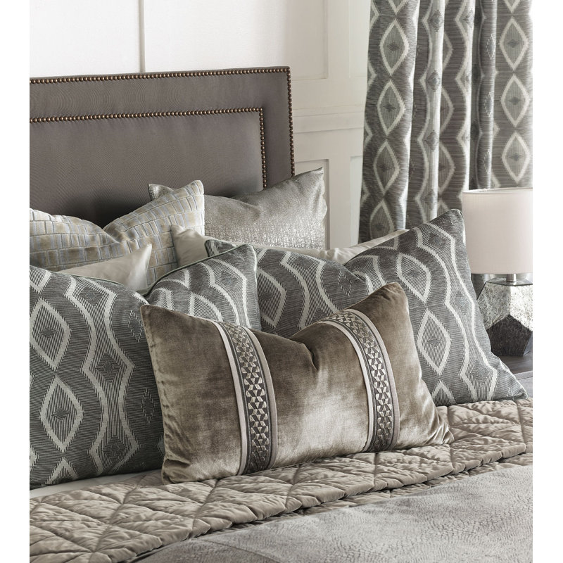 Idris Duvet Cover, Super Queen Duvet Cover + 5 Additional Pieces