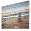 «Risa Stones Balance on Sandy Beach», photographie-1392765357-1392765368