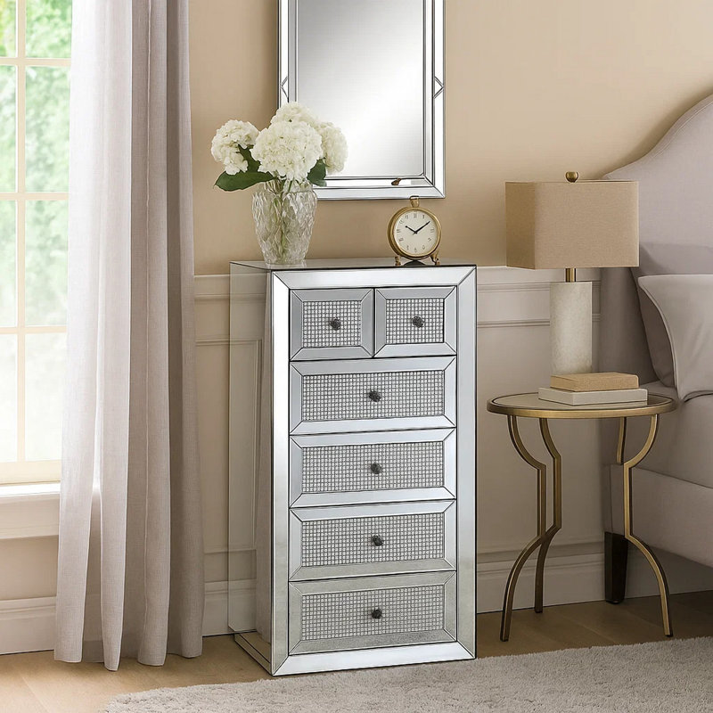 28'' W 6 - Drawer Dresser