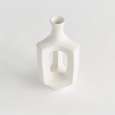 Sonya Handmade Clay Table Vase
