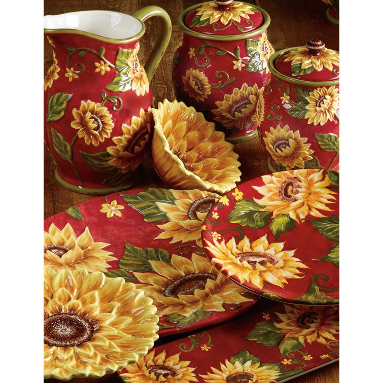 Fiesta 2 qt Serving Bowl - Sunflower