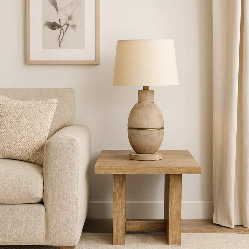 Lampe de table Iqra, métal doré, résine beige inspirée des pierres, tissu beige, Beige/or