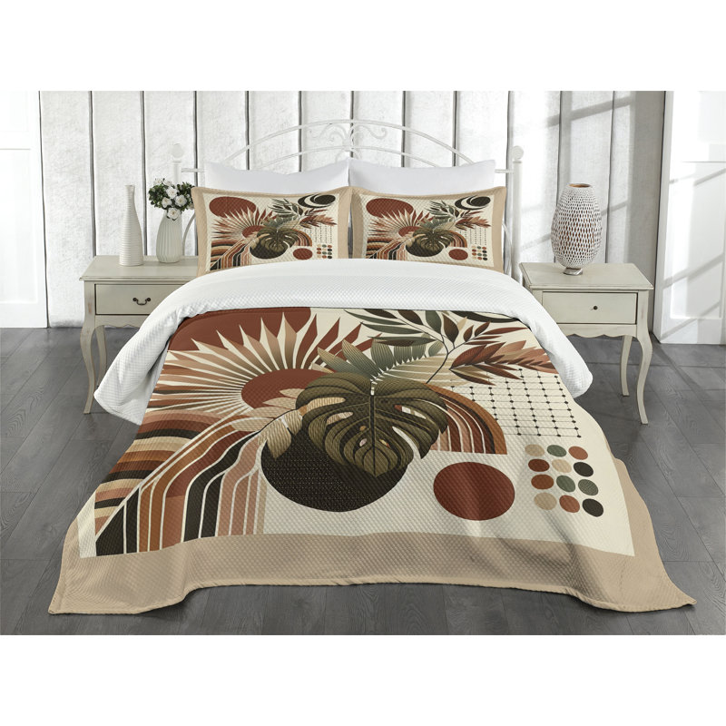 Polyester Floral Coverlet, Queen Coverlet / Bedspread + 2 Standard Shams