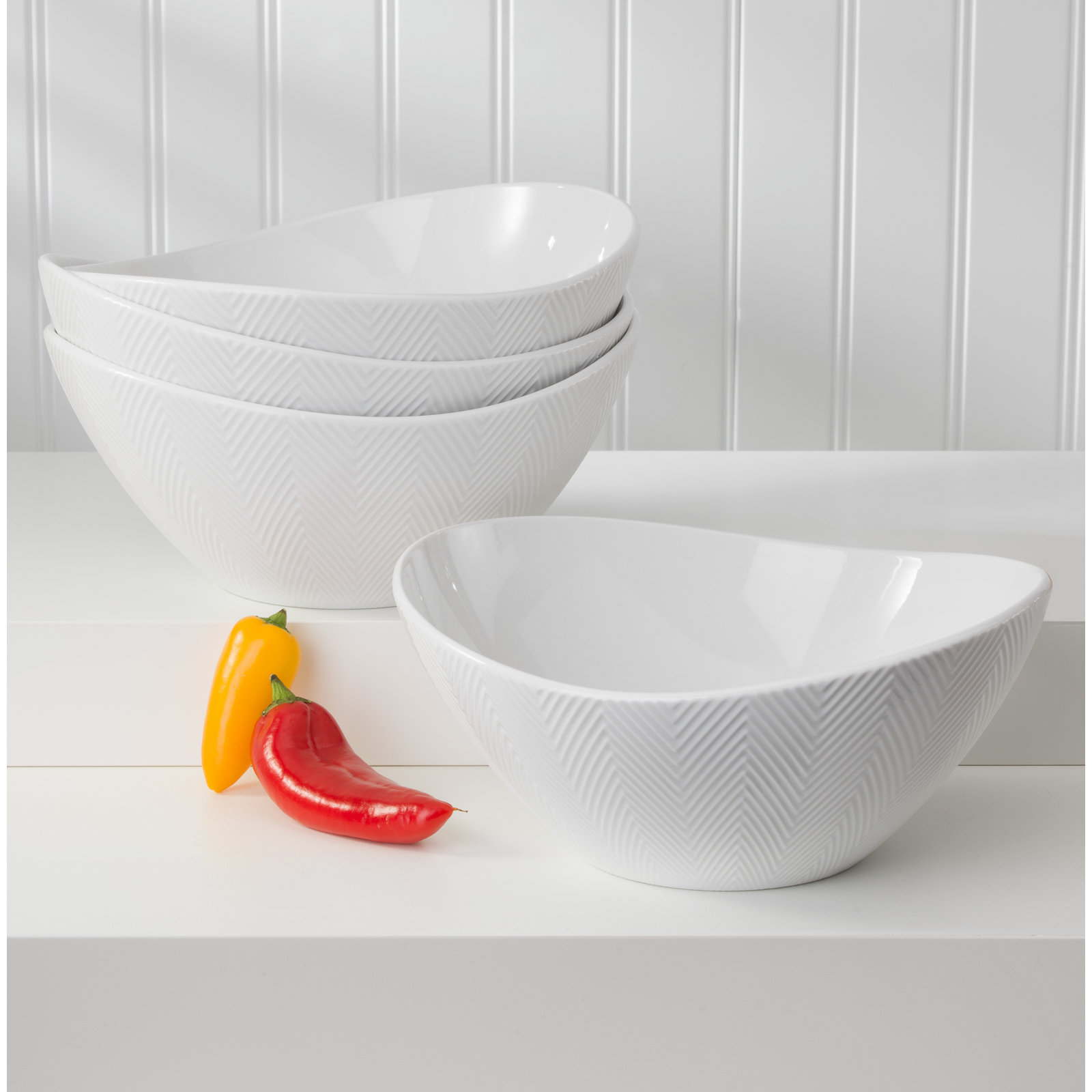 Highlands Porcelain Serving Bowl
