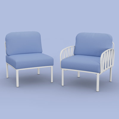 Chaise d'extérieur en résine avec coussins