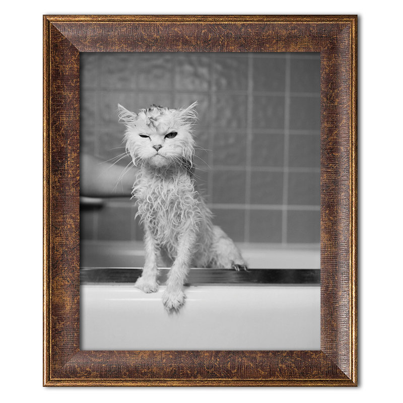 « berte bain », reproduction de photo, Papier avec cadre blanc, H 14 po x l 11 po x P 0,75 po