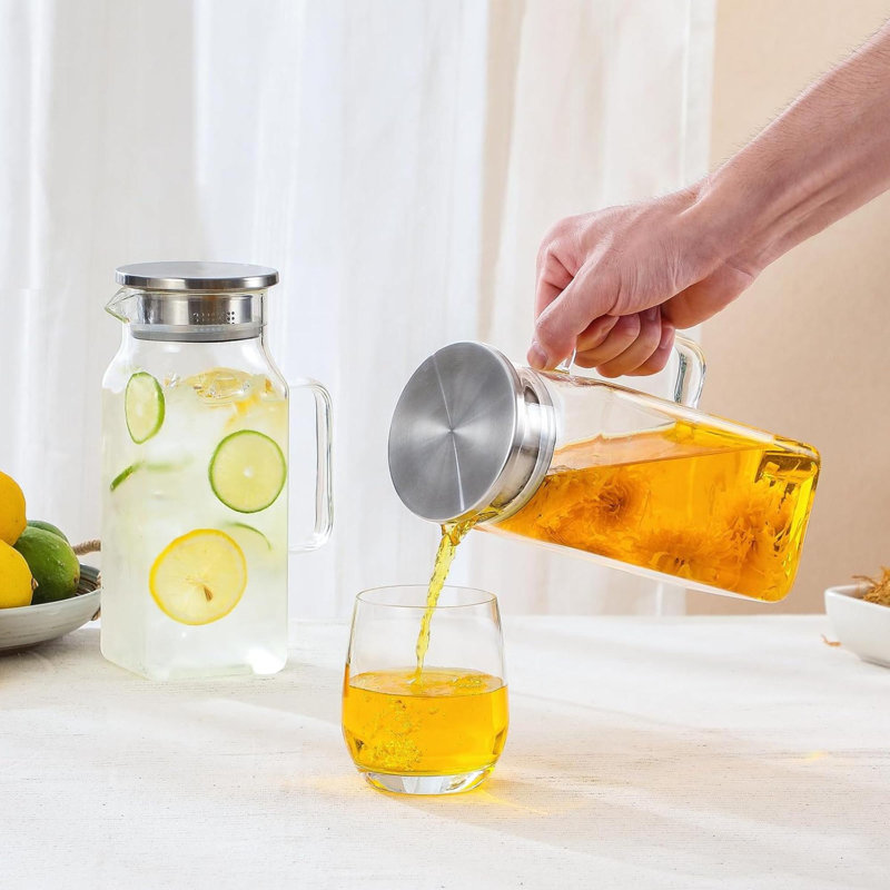 Ensemble de 2 carafes carrées en verre de 1,2 litre avec couvercle et poignée pour réfrigérateur, carafe à thé glacé et carafe à café résistante aux contenants de borosilicate chauds et froids