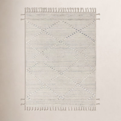 Hanna Ivory Hand-Knotted Wool Rug