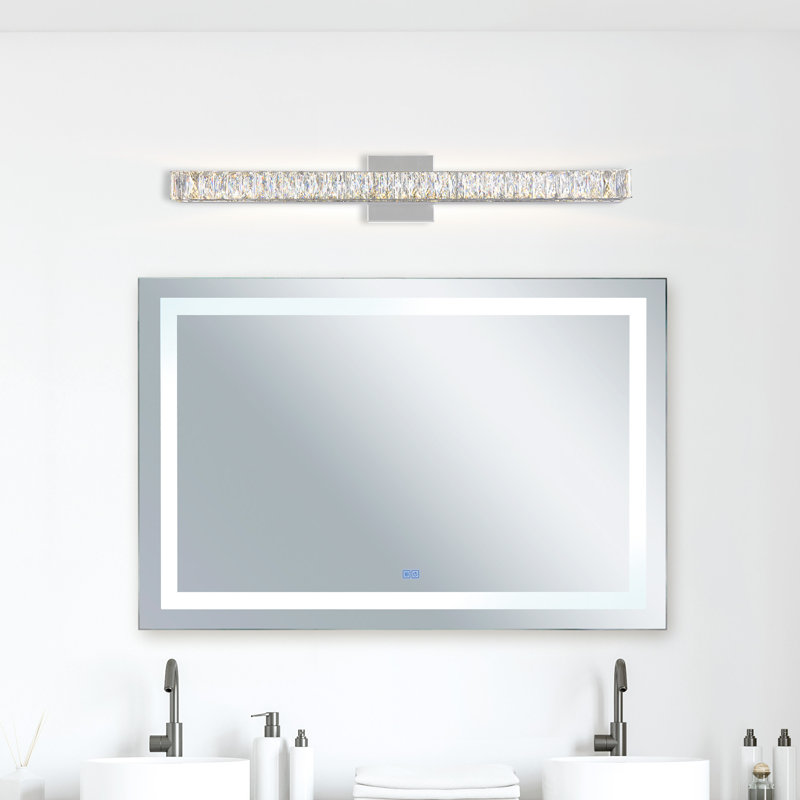 Integrated LED 32in Chrome Vanity Light