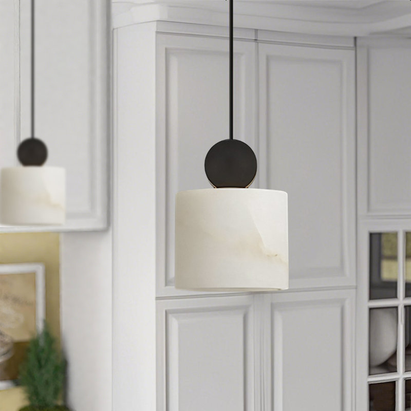 Luminaire suspendu albâtre laiton , H 79,1 po x l 5,51 po x P 5,51 po