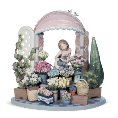 Utopia Romantic Feelings Woman Figurine