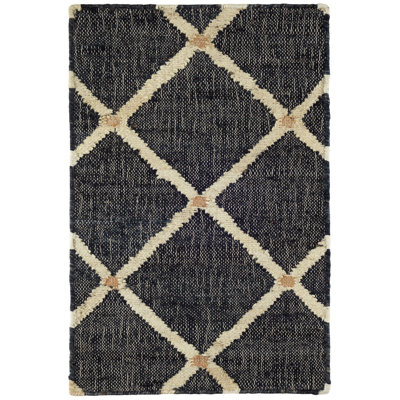 Kali Black Handwoven Jute Rug