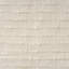 Jeté rayé en mélange de coton blanc et beige 50 po x 60 po avec franges