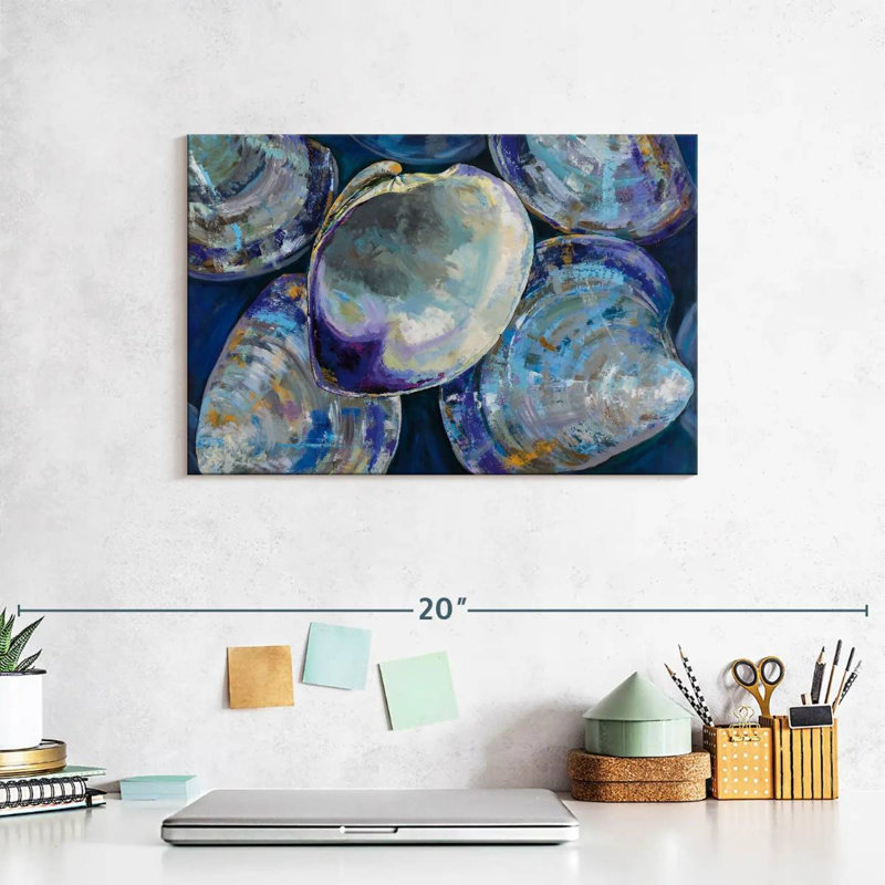 Aletra Quahog Dig, 8" H x 12" W