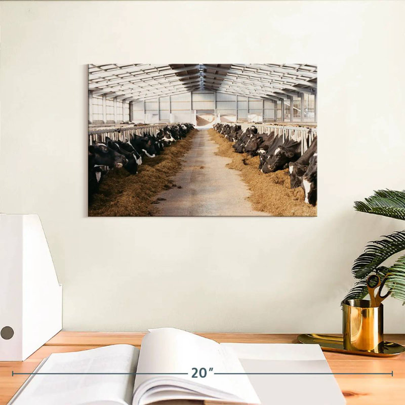 Vaches en grange, H 8 po x l 12 po