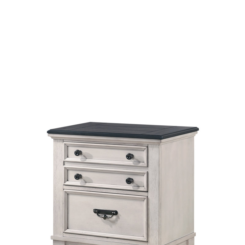 Boutons et poignées en nickel noir - Table de chevet décorative