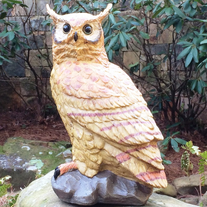 Statue de jardin hibou incall of the wild