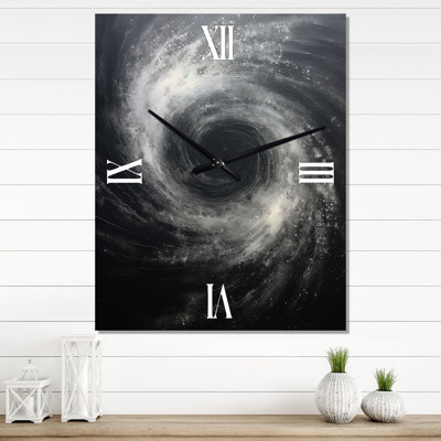 Horloge murale spirale noire surdimensionnée